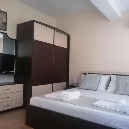 Bluewave Pool Apartmán Pomorie